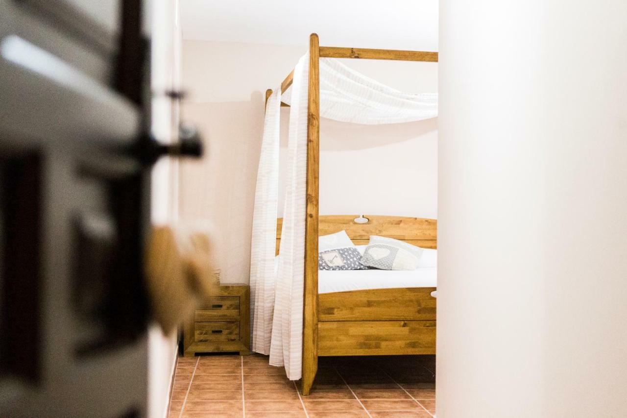 Horche Casa Rural Tio Mora المظهر الخارجي الصورة